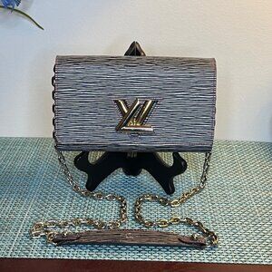 Louis Vuitton Epi Denim LV Twist Turnlock Wallet on Chain Navy Blue/Chalk/Red